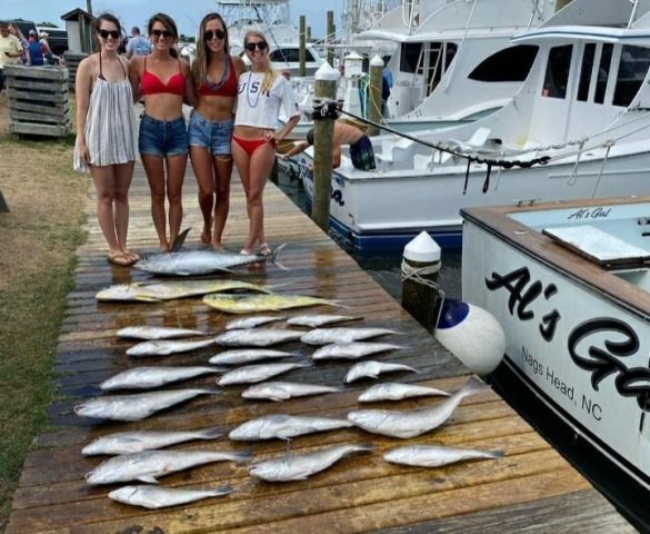 girls fishing on the outer banks fishing